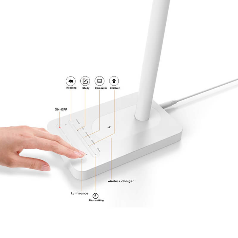 LED-desk-lampun nopea langaton lataaja