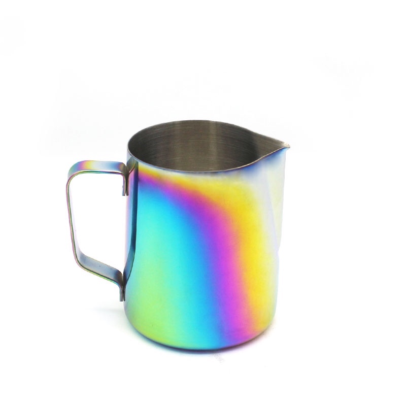 Ammattimaiset mittaukset latte coffee art Cup maidosta höyryävä kannu kannu