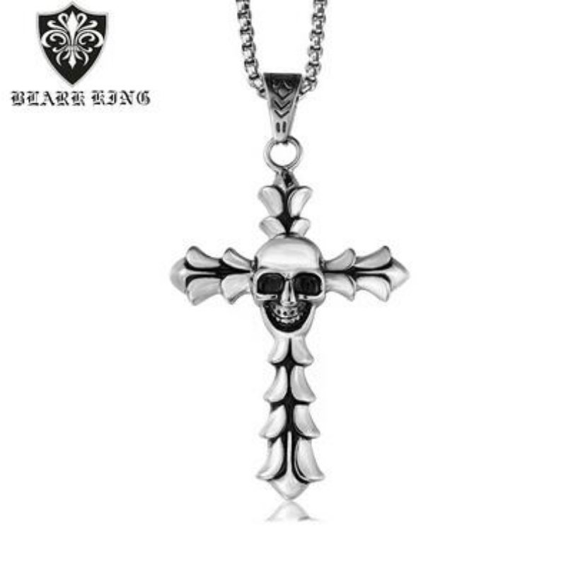 Eurooppalaisten ja amerikkalaisten asusteiden tukkukauppa Euroopan ja Amerikan retro Gothic men\ s Stainless Steel Skull Pendant Fashion Cross Skull Pendant