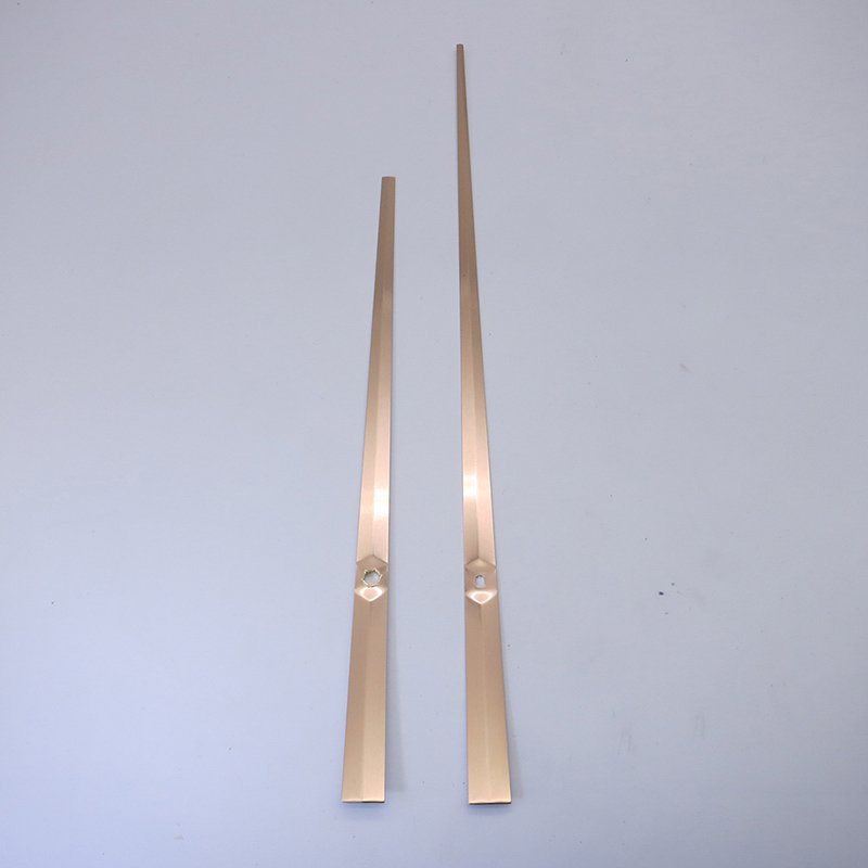 15mm seinän kvartsipellon liike ja HR10001 kultakellon kädet