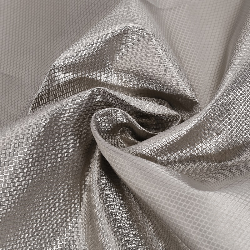 Timanttijohtava kangas \/ timanttisuoja