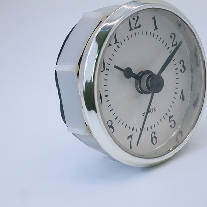 WF:n halkaisija 56mm, hopeinen metallikellon väli