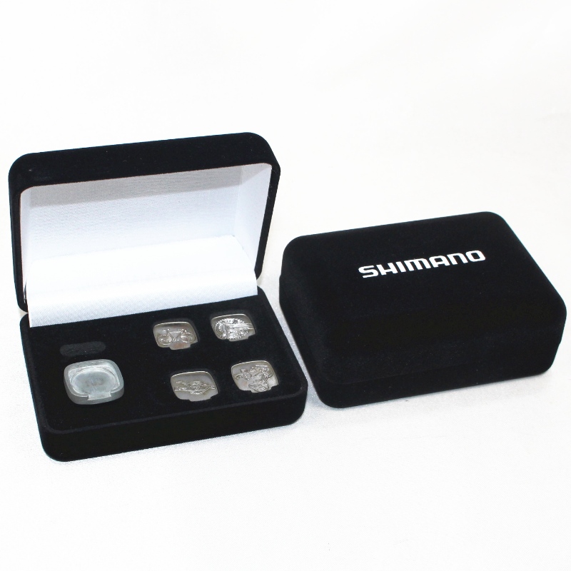 Esine D-26L pyöreä muoto Velvet Box kalvosinnapin, solmion klipin, mm.95*68*36, painot noin 65g