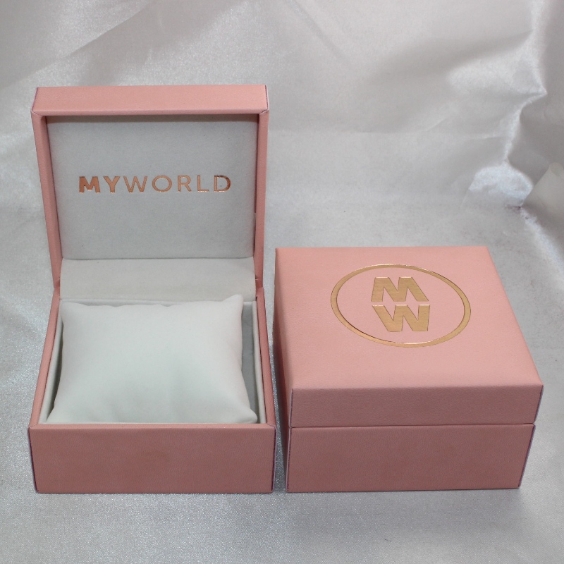 Esine V-05 suorakaide Muovisalaatti Paperilaatikko katsella.Selvä.100*100*60, paino noin 194g