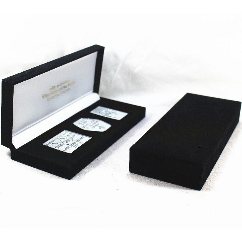 Tavara V-13 suorakaide flanellette box for 180*60 mm multiple coit, virkamerkit, mitalit jne.tuotteet.mmMitä?202*85*36, paino noin 16g