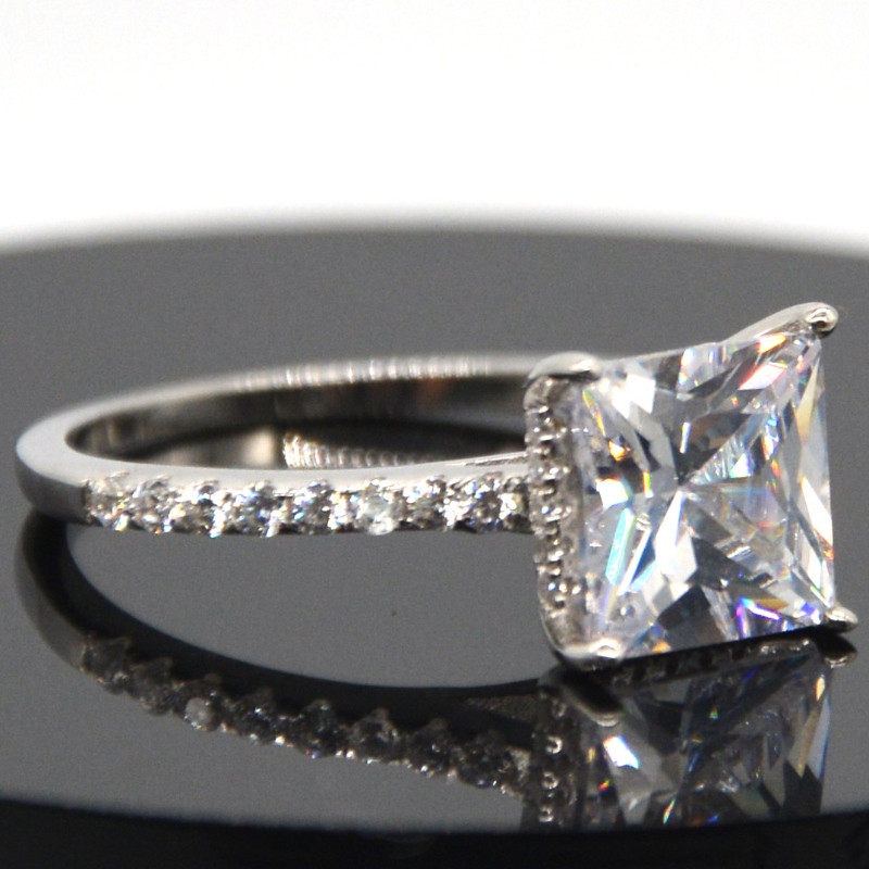 Silverware Silverkorut Fasionhoperrkorus Ring RFBSLRG006