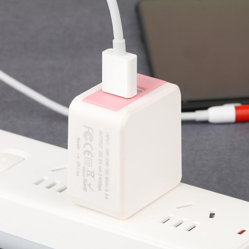 Kaksiporttiset kannettavat USB-seinälaturit moniporttiset USB-laturit EU / USA / UK / AU OEM