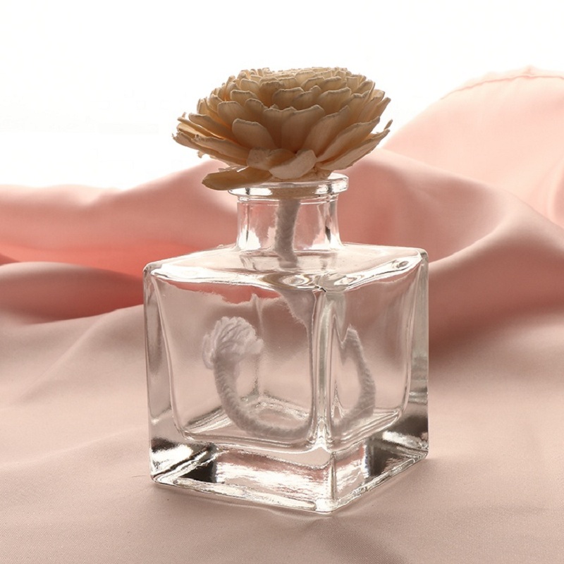 Korkealaatuinen Rattan-sauvat ruokohajotinlasipullo henkilökohtaiseen hoitoon