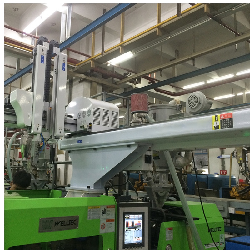 Automaattinen CNC-manipulaattori/injektointi AC-robotti/kolmen akselin servo-manipulaattori