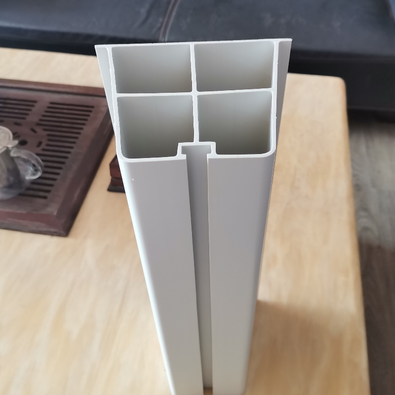 Anti-UV-PVC-muovipuristusprofiili ilmastointilaitteen pohjan AC-jalustalle maanpinnan ja lattian kannattimelle