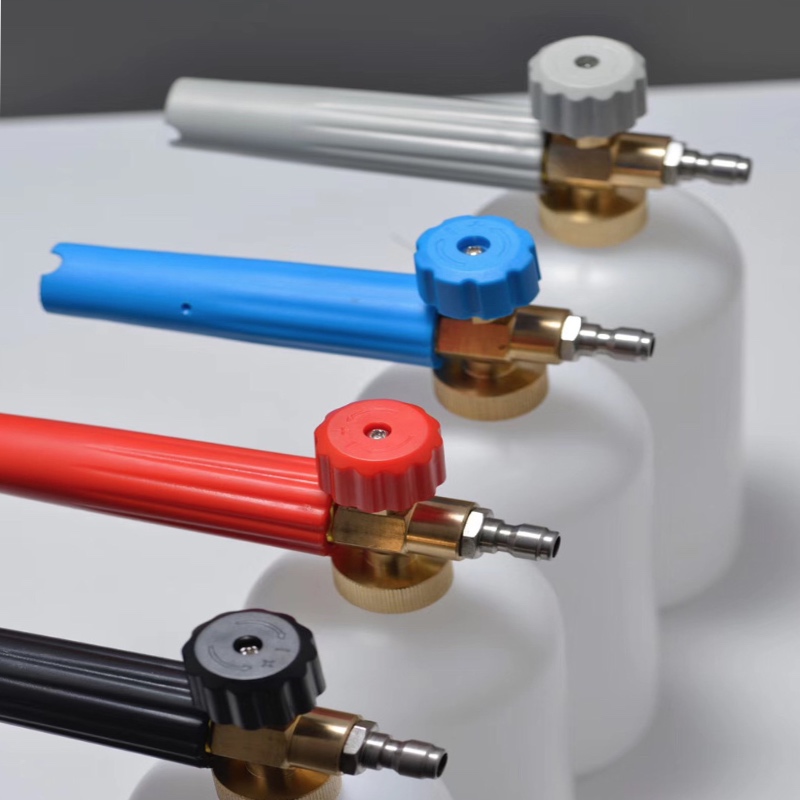 lumivaahtotykki painepesurin autopesuun