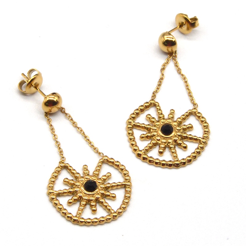 Ruostumattomasta teräksestä valmistetut kultaiset naismallit, joissa on kukka-riipuksia, korvakorut, viehättävä työ nuorille naisille. Kiina Ruifanbaon korutehdas