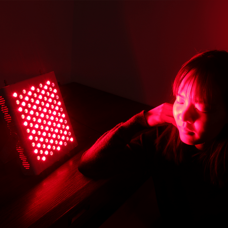 RDS500 Paras punaista valohoitoa kotona kasvojen lähi-infrapunavalohoitoon 850 nm: n FDA-lääkinnälliset laitteet suoraan Kiinan tehtaalta