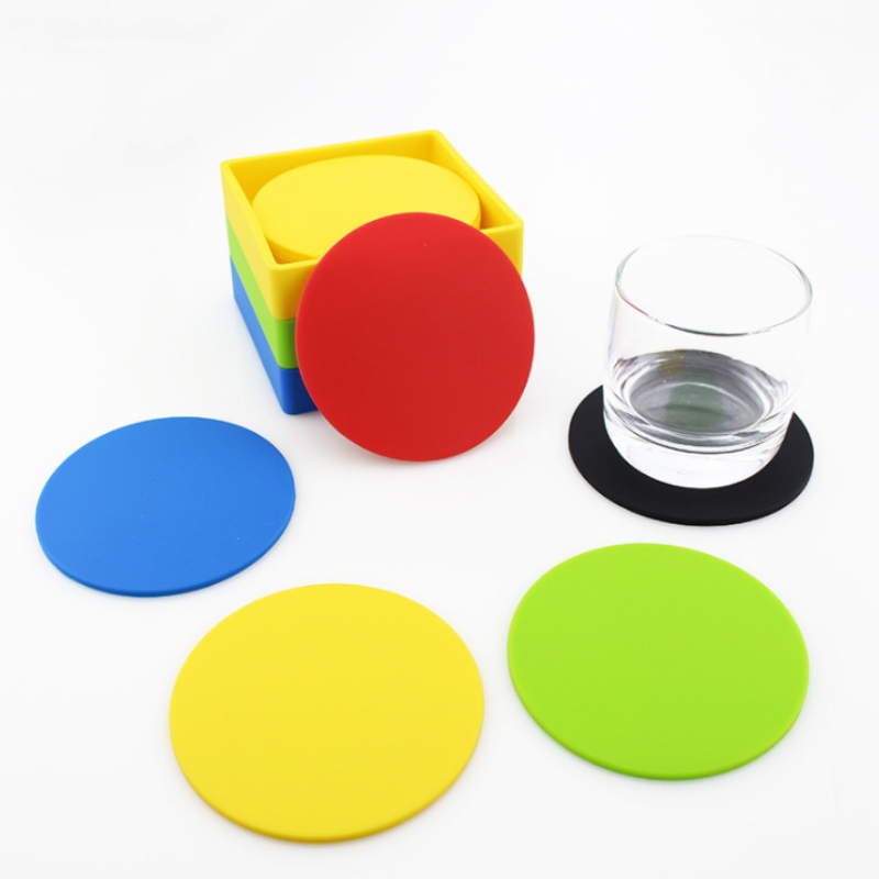 9.8 pyöreä lasinalusta