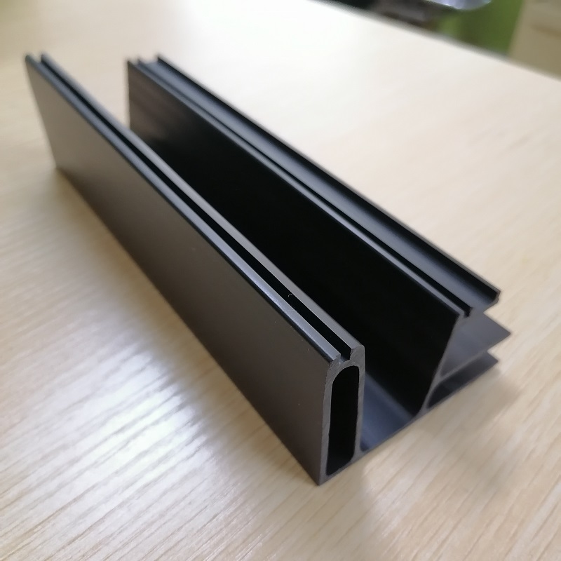 Oma pvc profiilin valmistaja Kiinassa pvc profiiliputken tilaustyönä valmistetut muovituotteet