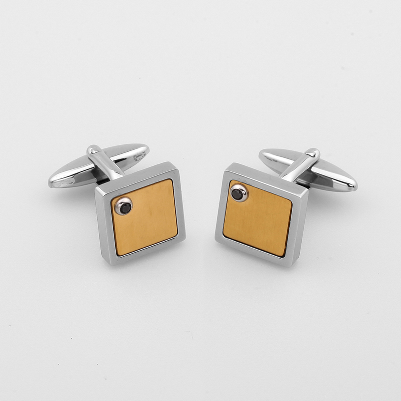 Miesten kaksisävyiset kullatut ruostumattomasta teräksestä valmistetut kalvosinnapit musta CZ-kivi