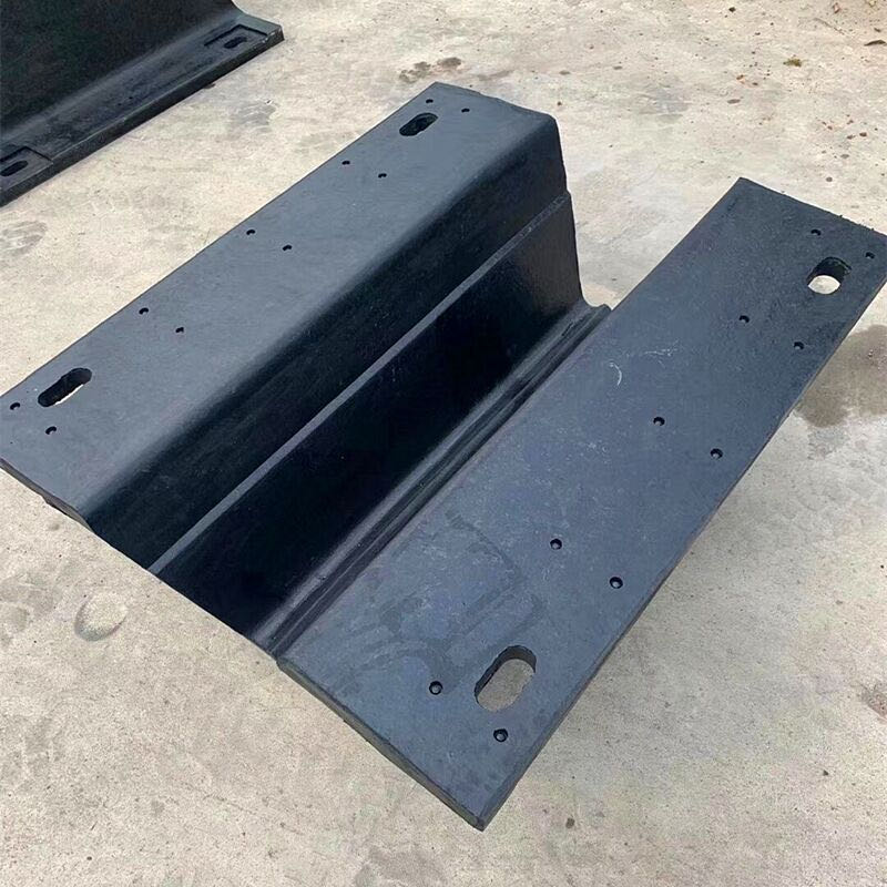 Superkaarinen merivoimien kumipuskurin kiinteä puskuri