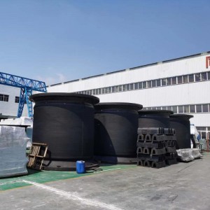 Korkealaatuinen meren supersoluinen merisuojus kumisuojus