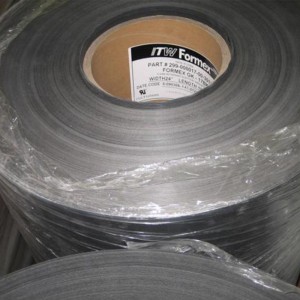 FORMEX GK -eristelevy, musta PP-eristekalvo on puhelusi arvoinen