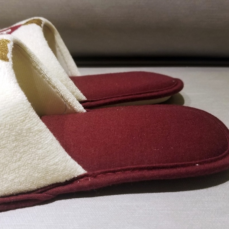 Britian Towel Slides