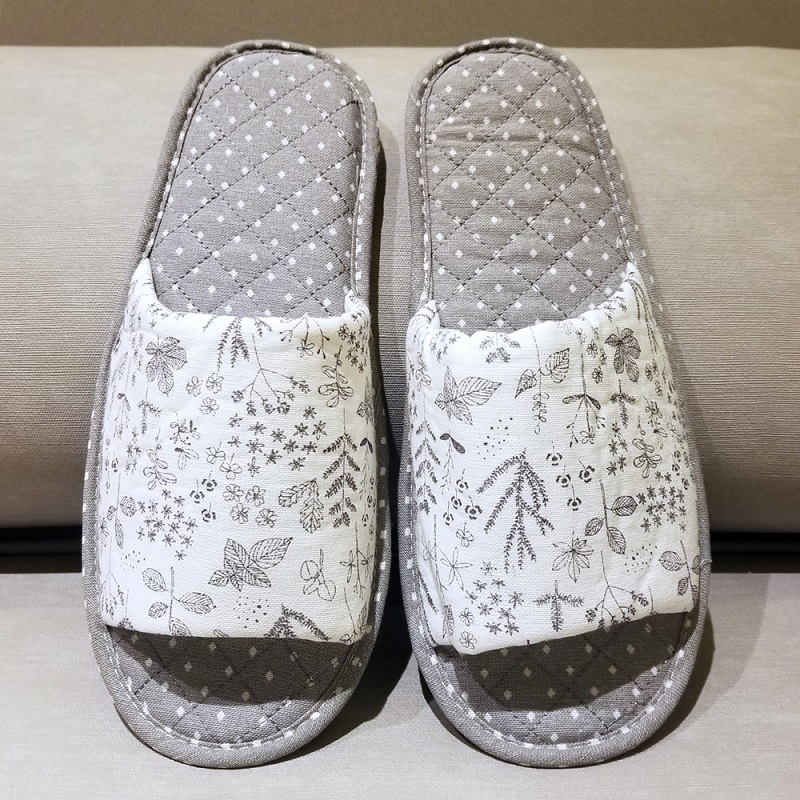 Quilted Dots ja Flowers Slides