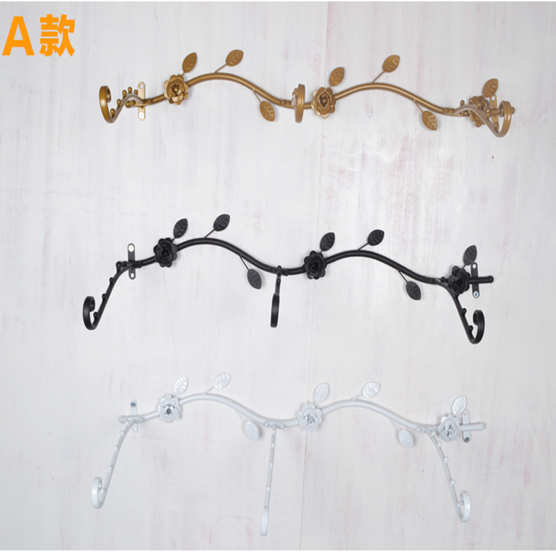 TMJ PP-561 Mukautettu Wall Mounted Clothes Rack Stainless Steel Clothes Ripustettu Rack for Garments Showroom Display