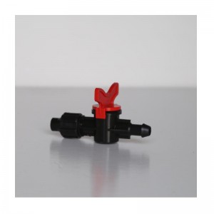 Ohitusventtiili peruutuslukolla