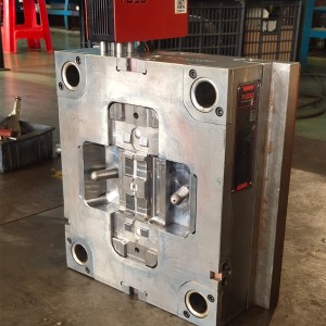 Ammattimaiset ruiskuvalumuottien valmistajat räätälöivät teollisuuden muoviosien ruiskuvalumuotit myytävänä