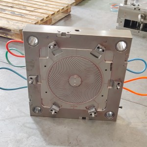 Kiina tehdas korkealaatuinen räätälöity muovinen ruiskuvalumuotti