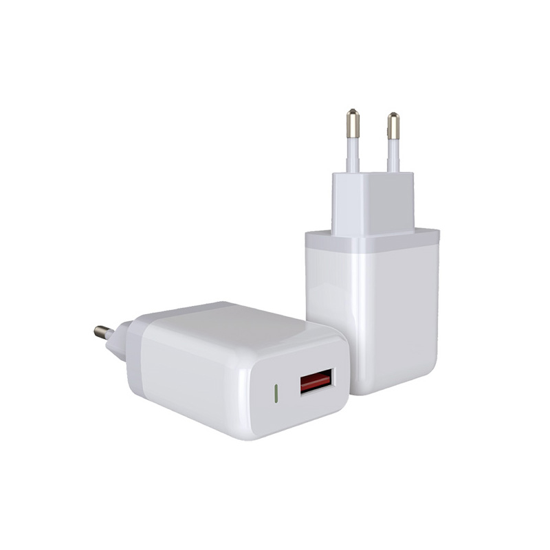 USB-älykäs pikalaturi_MW21-104