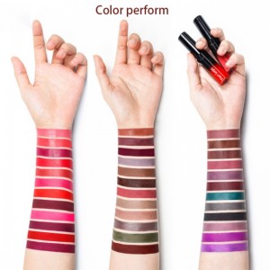 Pitkäikäinennestemäinen huulipuna