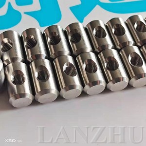 A-286 kierteitetty trunnion