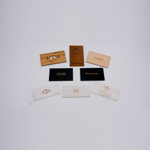 Puinen käyntikortti