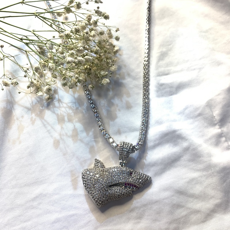 Kuuma myynti muoti Luxury korut Diamond Shark Hip Hop kaulakoru