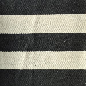 Lanka värjätty puuvilla