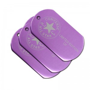 Tehdas tukkumyymälä custom metalli sotilaallinen koira tag Kestävä söpö anodisoitu alumiini tyhjä koiran tunnisteet