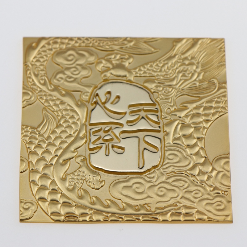 Kiina Valmistaja Custom Die-Casting Antique Metal Tamplate Galvanced sinkki Alloy Lakkaus Logo Nimi Plate