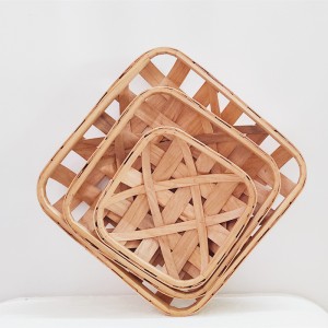 Koristeellinen kukkakori