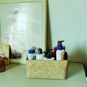 Käsin kudottu Square Seagrass -kori