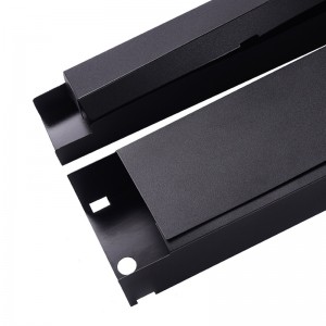 Valmistajat toimittavat FR700 Musta Eristyslevyn liekin hidastava myLar-arkin pakkaus PC-levyvirtasovitin