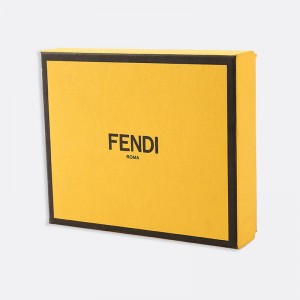 Kaunis pahvipaperi lahjapakkaus