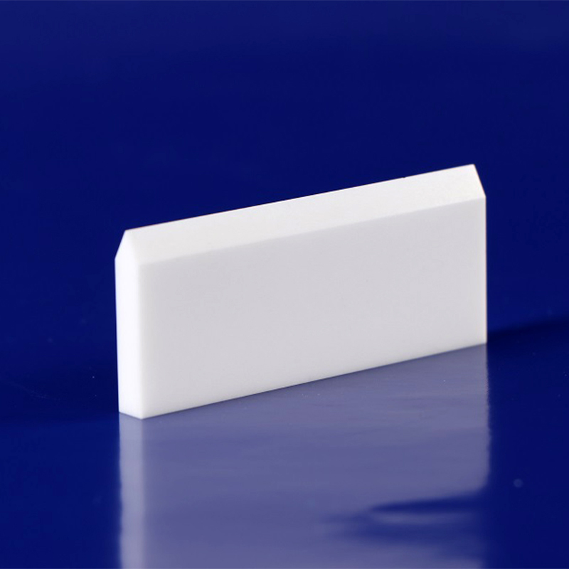 Mitkä ovat zirkonia keraamiset leikkurit?