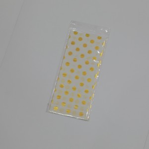 Värikäs kudospaperi