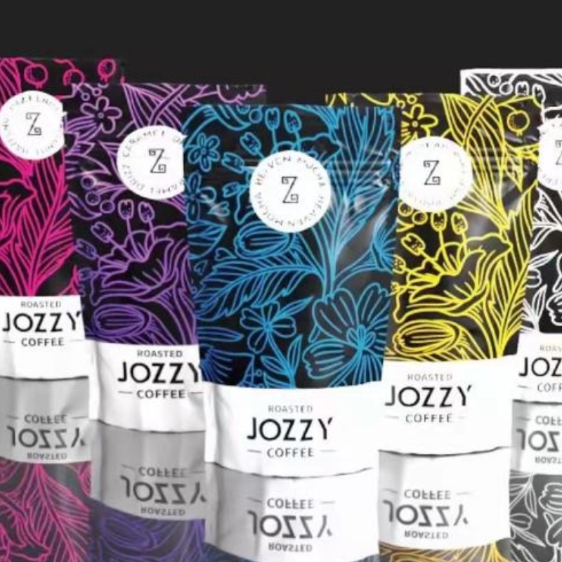 Uusi muotoilu - kahvipakkauspussit