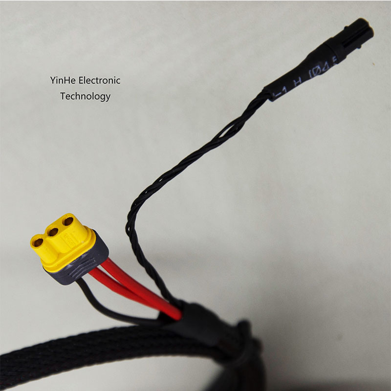 Uusi energian latauslähtö ja tulojohtosarja