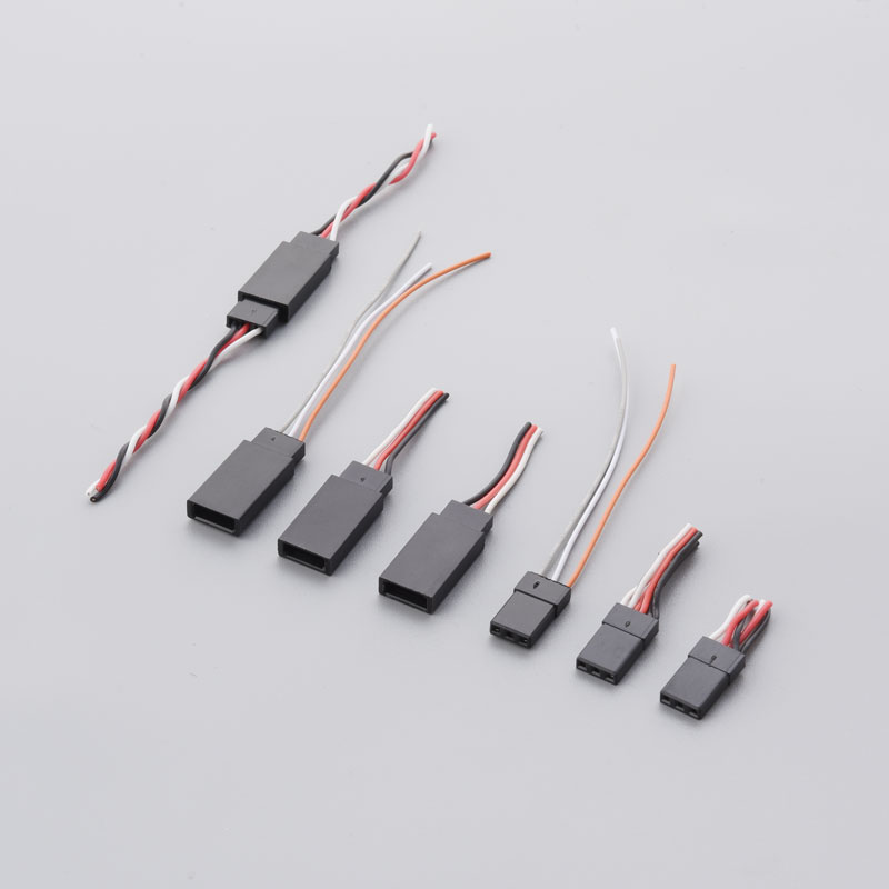 DuPont Line -liitin urosnaispuoliseen hyppääjään laajennuskaapeliin PCB 2,54 -korkeuden johtosarja -langa Arduino DIY KI -räätälöinti