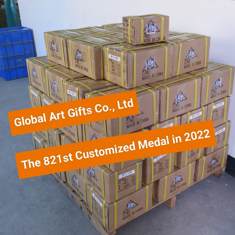 Mukautetut mitali -kilpailun viimeistelijämitali