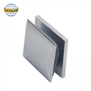 Yhden reiän kammiossa 0 asteen kiinnityspuristin