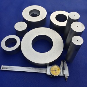 KÄYTÄ KÄYTETTÄVÄ MOLD-TAKAISET