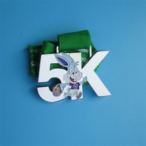 Metalliurheilun mitali räätälöityjen mitalien kilpailu lapsille söpö muotoilu kanin lapsimitalit